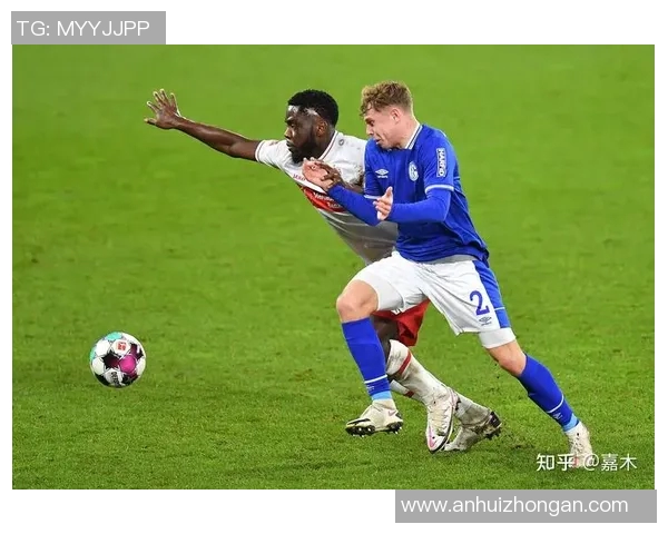 沙尔克04深陷泥淖,降级威胁加剧 沙尔克04深陷泥淖,降级威胁加剧