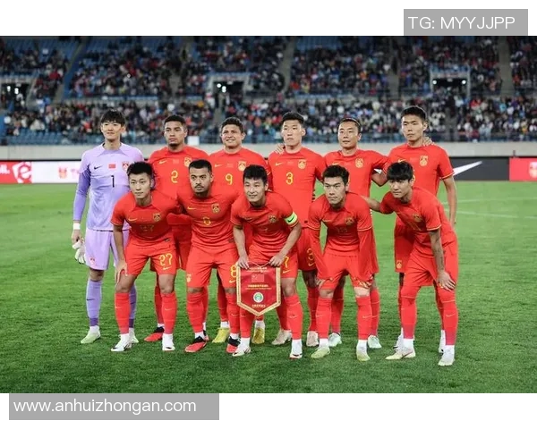 男足国家队在世预赛中胜出夺冠，全国球迷欢呼雀跃